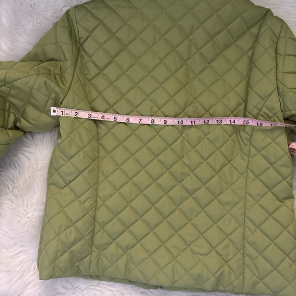 Olive Quilted Puffer Jacket for Women - Picture 4 of 6